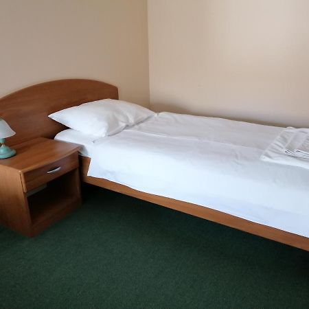 Hostel Rakitje-Rakitje Buitenkant foto